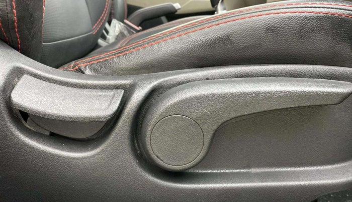 2021 Hyundai Verna SX 1.5 VTVT, Petrol, Manual, 38,235 km, Driver Side Adjustment Panel