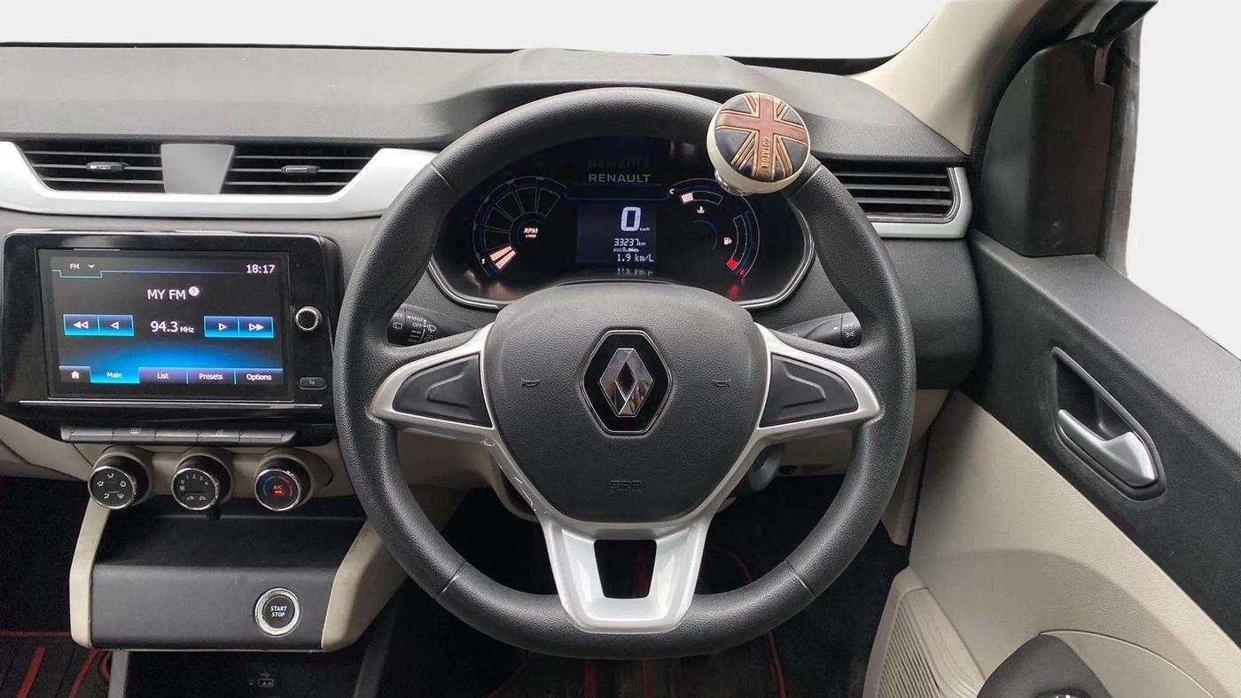 2020 Renault TRIBER RXZ, Petrol, Manual, 33,233 km, Steering Wheel Close Up
