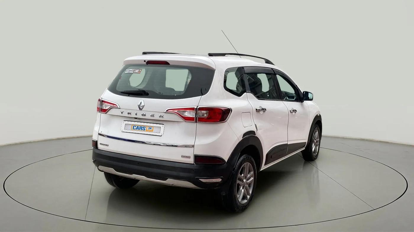 2020 Renault TRIBER RXZ, Petrol, Manual, 33,233 km, Right Back Diagonal