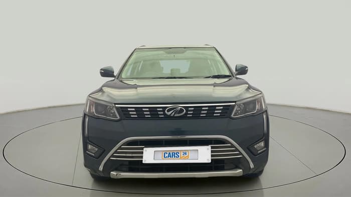 2019 Mahindra XUV300 W8 1.2 PETROL, Petrol, Manual, 1,08,001 km, Front