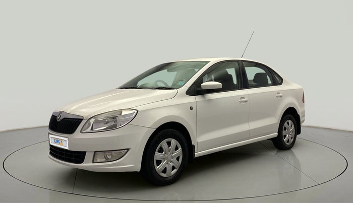 2012 Skoda Rapid AMBITION 1.6 MPI MT, Petrol, Manual, 75,926 km, Left Front Diagonal