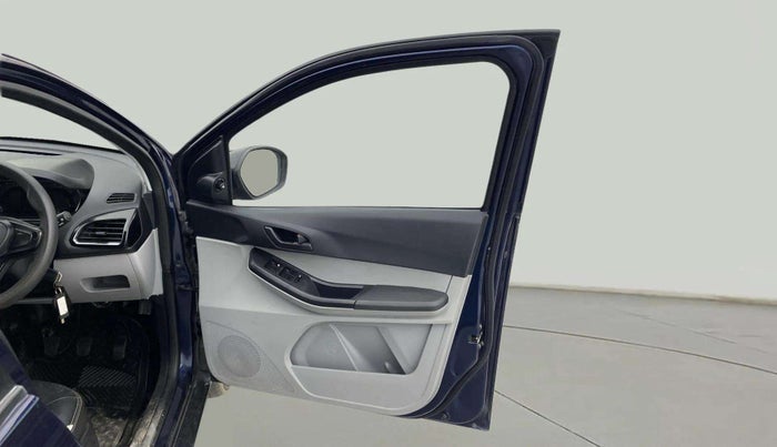 2023 Tata Tiago XT PETROL, Petrol, Manual, 29,215 km, RHS Front Door