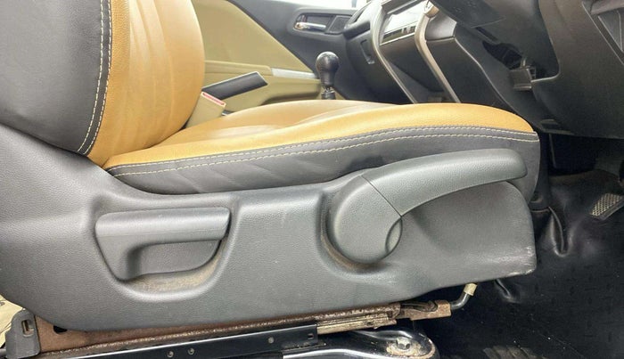 2015 Honda City 1.5L I-VTEC VX, Petrol, Manual, 59,948 km, Driver Side Adjustment Panel