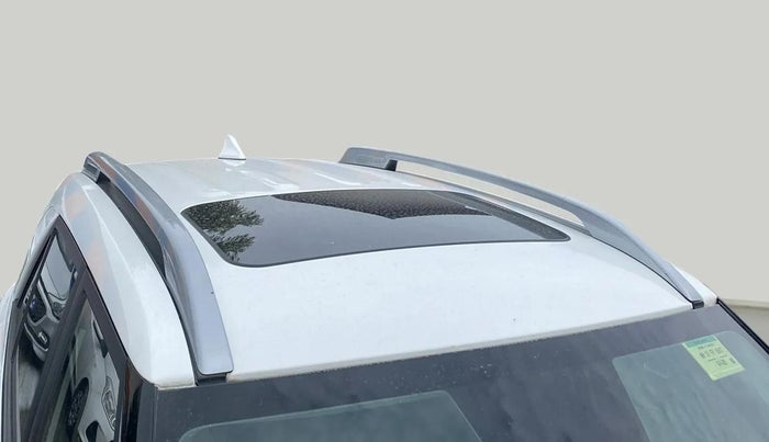 2021 Hyundai VENUE SX (O) 1.5 CRDI, Diesel, Manual, 81,364 km, Moonroof/ Sunroof