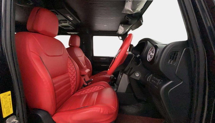 2022 Mahindra Thar LX PETROL HT 4WD AT, Petrol, Automatic, 37,637 km, Right Side Front Door Cabin