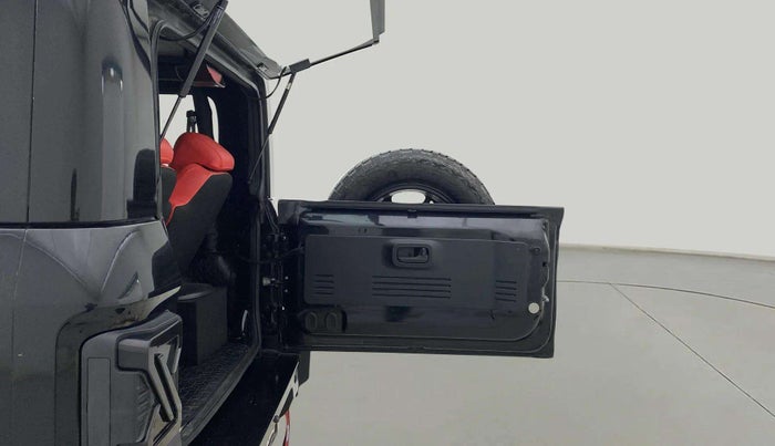 2022 Mahindra Thar LX PETROL HT 4WD AT, Petrol, Automatic, 37,637 km, Boot Door Open
