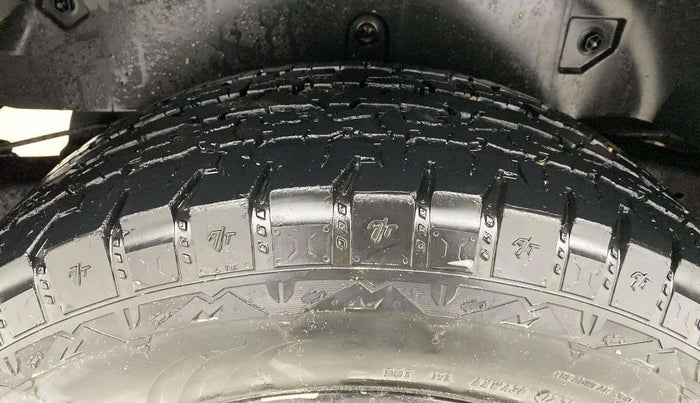 2022 Mahindra Thar LX PETROL HT 4WD AT, Petrol, Automatic, 37,637 km, Right Rear Tyre Tread