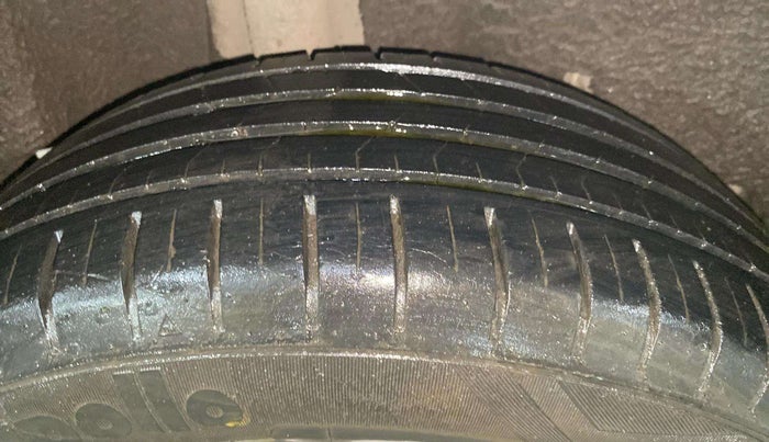 2019 Maruti Baleno ZETA PETROL 1.2, Petrol, Manual, 48,249 km, Right Rear Tyre Tread