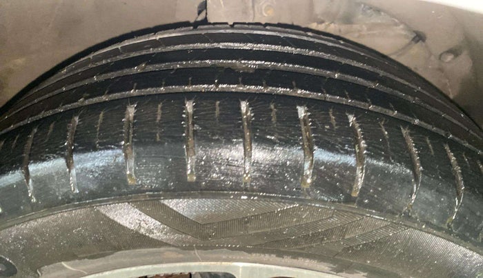 2019 Maruti Baleno ZETA PETROL 1.2, Petrol, Manual, 48,249 km, Right Front Tyre Tread
