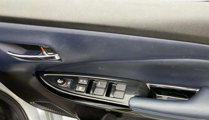 2023 Maruti Baleno ZETA PETROL 1.2, Petrol, Manual, 21,153 km, Driver Side Door Panels Control