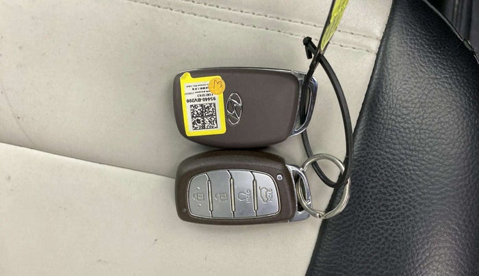 2021 Hyundai Creta SX EXECUTIVE 1.5 PETROL, Petrol, Manual, 59,196 km, Key Close Up