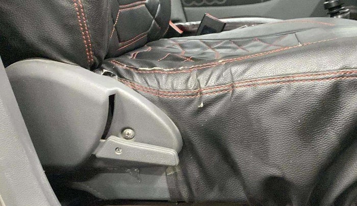 2015 Maruti Alto 800 LXI, Petrol, Manual, 60,196 km, Driver Side Adjustment Panel