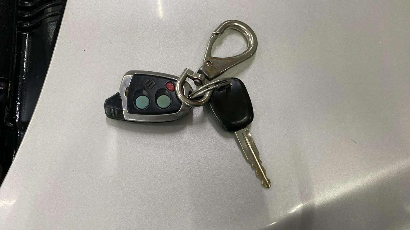 2015 Maruti Alto 800 LXI, Petrol, Manual, 60,266 km, Key Close Up