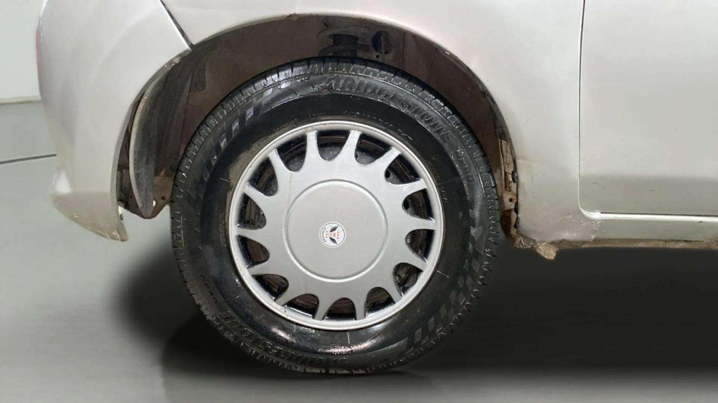 2015 Maruti Alto 800 LXI, Petrol, Manual, 60,266 km, Left Front Wheel