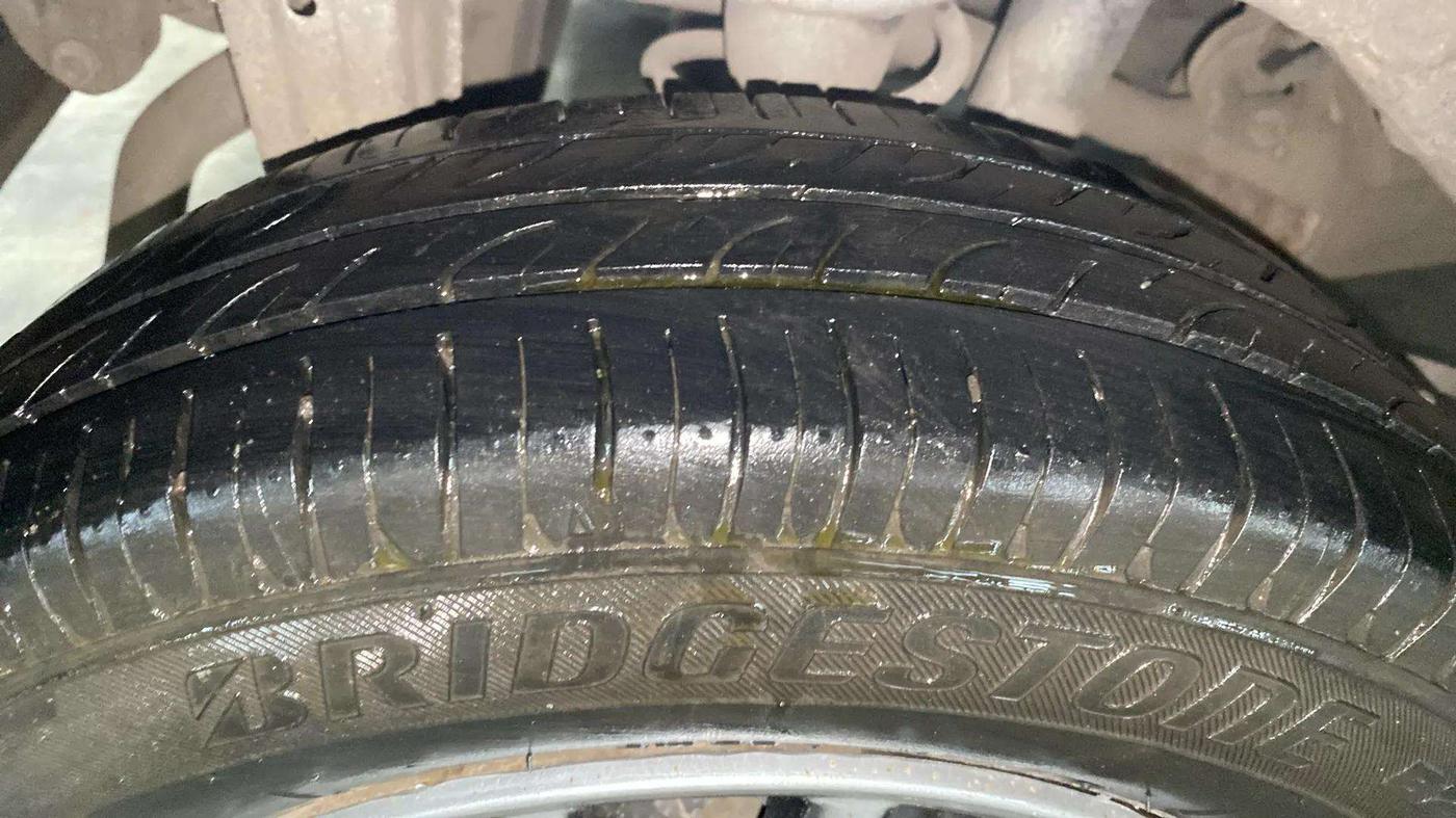 2015 Maruti Alto 800 LXI, Petrol, Manual, 60,266 km, Right Rear Tyre Tread