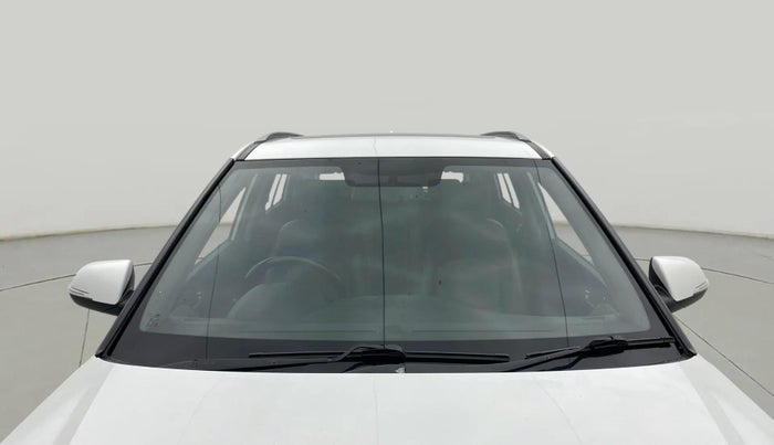 2018 Hyundai Creta SX (O) 1.6 DIESEL, Diesel, Manual, 73,247 km, Front Windshield
