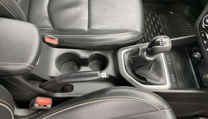 2018 Hyundai Creta SX (O) 1.6 DIESEL, Diesel, Manual, 73,247 km, Gear Lever