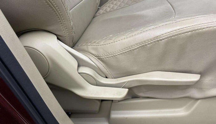 2022 Maruti Ertiga ZXI SHVS, Petrol, Manual, 31,931 km, Driver Side Adjustment Panel