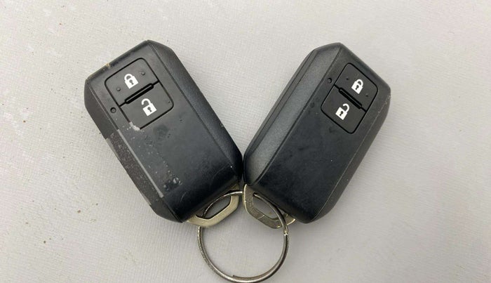 2022 Maruti Ertiga ZXI SHVS, Petrol, Manual, 31,931 km, Key Close Up