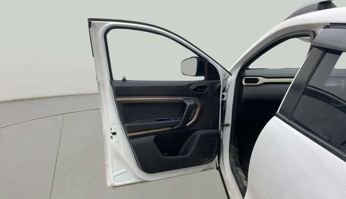 2022 Renault Kiger RXT (O) MT, Petrol, Manual, 53,432 km, LHS Front Door