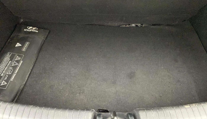 2018 Hyundai Grand i10 SPORTZ AT 1.2 KAPPA VTVT, Petrol, Automatic, 56,097 km, Boot Inside