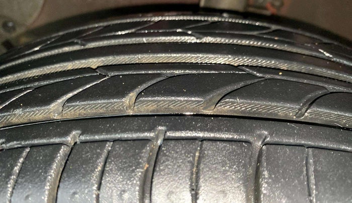 2018 Hyundai Grand i10 SPORTZ AT 1.2 KAPPA VTVT, Petrol, Automatic, 56,097 km, Left Front Tyre Tread