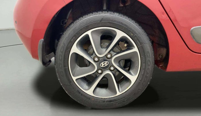 2018 Hyundai Grand i10 SPORTZ AT 1.2 KAPPA VTVT, Petrol, Automatic, 56,097 km, Right Rear Wheel