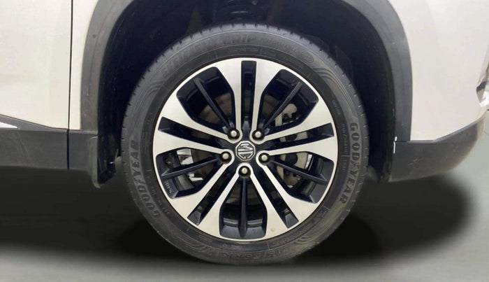 2022 MG HECTOR SHARP 1.5 PETROL CVT, Petrol, Automatic, 52,353 km, Right Front Wheel