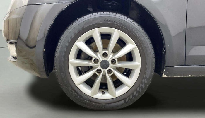 2015 Skoda Octavia AMBITION 2.0 TDI AT, Diesel, Automatic, 90,413 km, Left Front Wheel