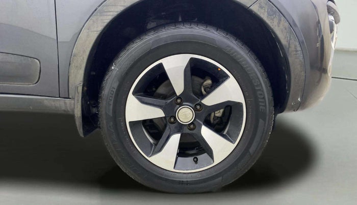 2018 Tata NEXON XZ PLUS PETROL, Petrol, Manual, 17,132 km, Right Front Wheel