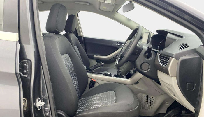 2018 Tata NEXON XZ PLUS PETROL, Petrol, Manual, 17,132 km, Right Side Front Door Cabin