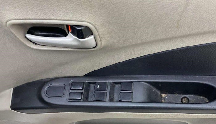 2015 Maruti Celerio VXI, Petrol, Manual, 1,34,131 km, Driver Side Door Panels Control