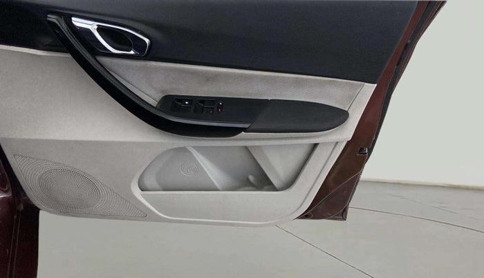 2022 Tata TIGOR XZ PLUS CNG, CNG, Manual, 57,344 km, Driver Side Door Panels Control
