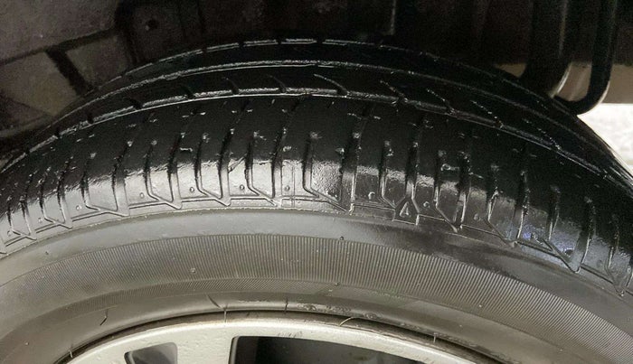 2022 Tata TIGOR XZ PLUS CNG, CNG, Manual, 57,344 km, Right Rear Tyre Tread