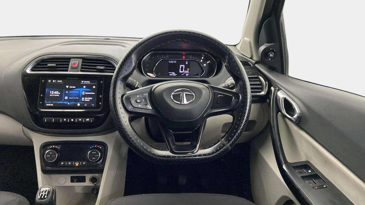 2022 Tata TIGOR XZ PLUS CNG, CNG, Manual, 57,344 km, Steering Wheel Close Up