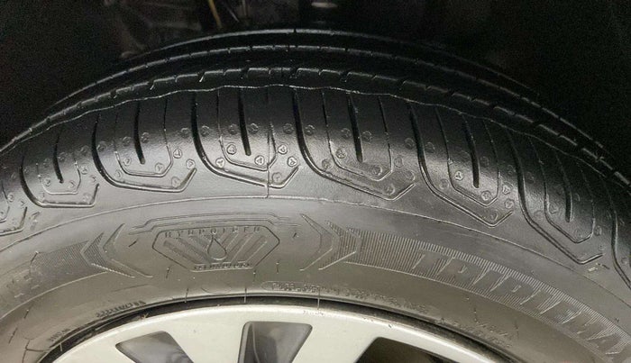 2022 Tata TIGOR XZ PLUS CNG, CNG, Manual, 57,344 km, Left Rear Tyre Tread
