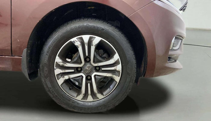 2022 Tata TIGOR XZ PLUS CNG, CNG, Manual, 57,344 km, Right Front Wheel