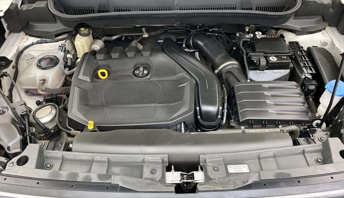 2022 Volkswagen TAIGUN GT PLUS 1.5 TSI DSG, Petrol, Automatic, 49,165 km, Engine View