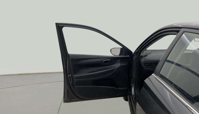 2023 Hyundai NEW I20 Sportz 1.2 IVT, Petrol, Automatic, 31,405 km, LHS Front Door