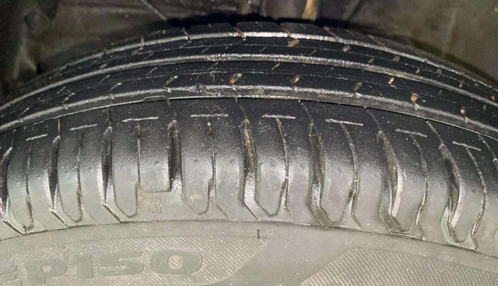 2021 Maruti Dzire VXI, Petrol, Manual, 53,200 km, Left Front Tyre Tread