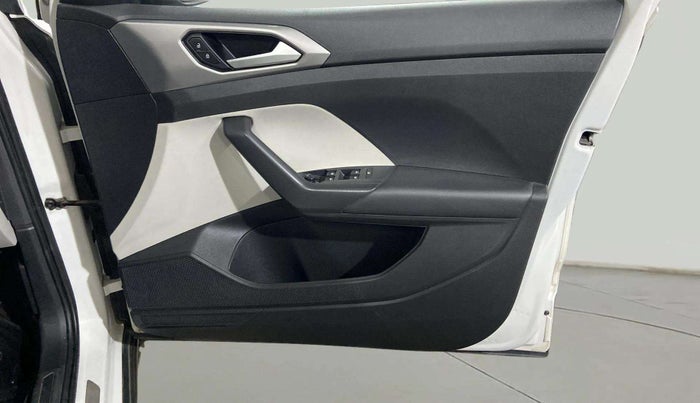 2021 Volkswagen TAIGUN GT 1.5 TSI MT, Petrol, Manual, 58,421 km, Driver Side Door Panels Control