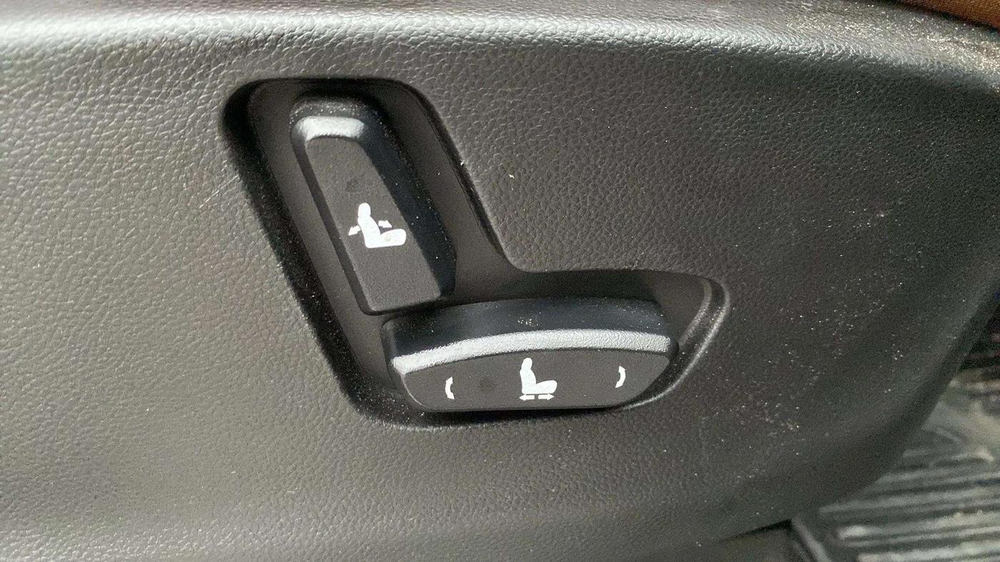 2021 MG HECTOR PLUS SHARP 1.5 PETROL TURBO HYBRID MT 6-STR, Petrol, Manual, 44,718 km, Driver Side Adjustment Panel