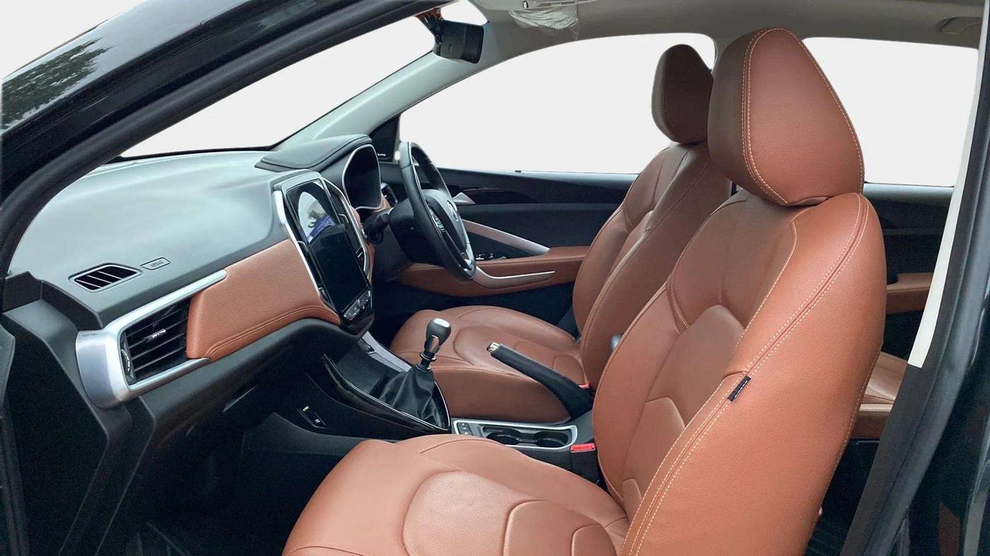 2021 MG HECTOR PLUS SHARP 1.5 PETROL TURBO HYBRID MT 6-STR, Petrol, Manual, 44,718 km, Right Side Front Door Cabin