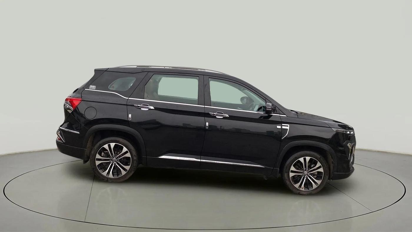 2021 MG HECTOR PLUS SHARP 1.5 PETROL TURBO HYBRID MT 6-STR, Petrol, Manual, 44,718 km, Right Side View