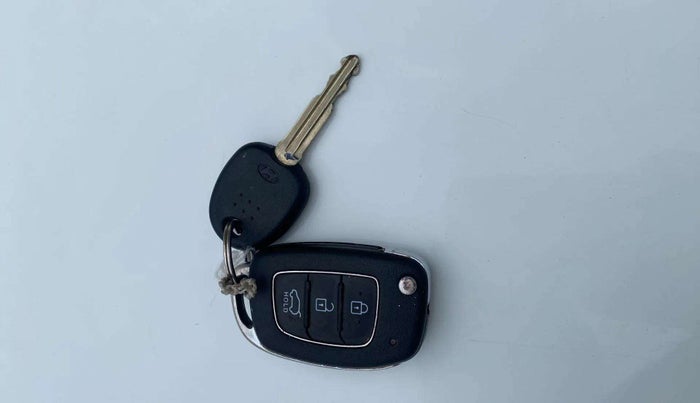 2019 Hyundai Elite i20 MAGNA PLUS 1.2, Petrol, Manual, 35,161 km, Key Close Up
