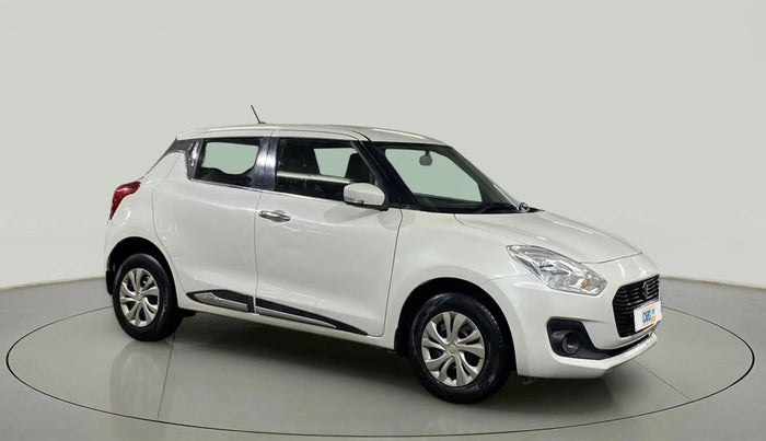 2019 Maruti Swift VXI AMT, Petrol, Automatic, 29,882 km, Right Front Diagonal