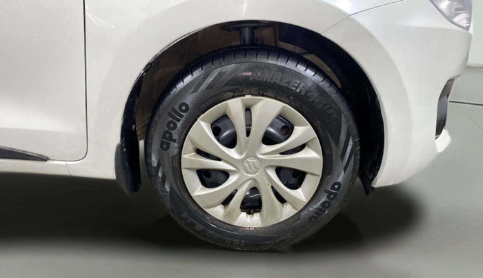 2019 Maruti Swift VXI AMT, Petrol, Automatic, 29,882 km, Right Front Wheel