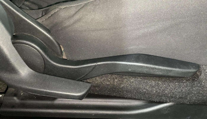 2019 Maruti Swift VXI AMT, Petrol, Automatic, 29,882 km, Driver Side Adjustment Panel