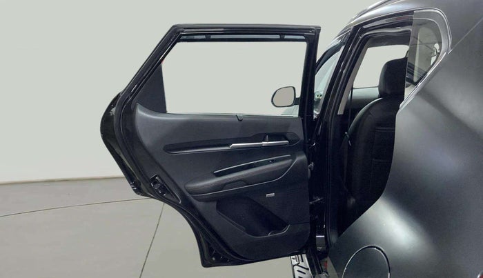 2021 KIA SONET GTX PLUS 1.0 IMT, Petrol, Manual, 22,542 km, LHS Rear Door
