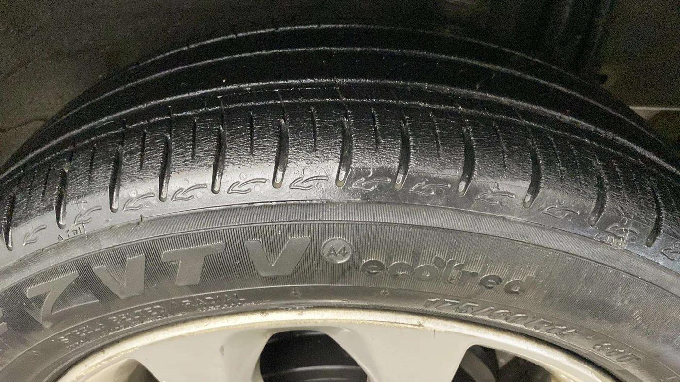 2014 Nissan Micra XV CVT, Petrol, Automatic, 64,396 km, Right Rear Tyre Tread